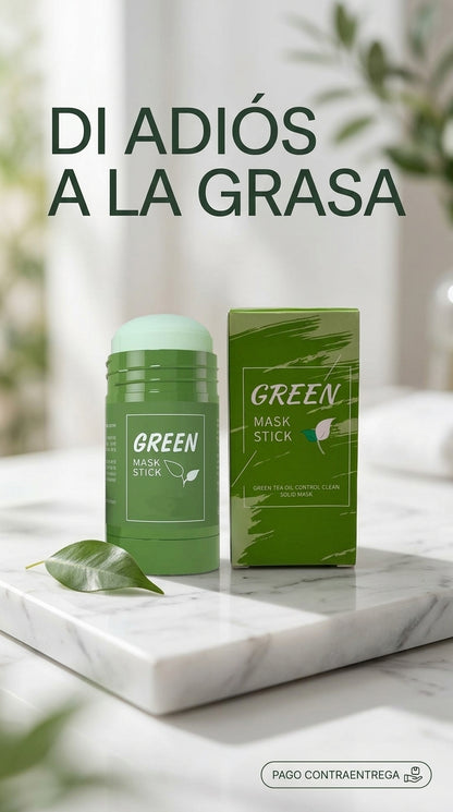 Cansada de una piel con exceso de grasa Utiliza la Mascarilla de té verde en barra: se aplica en segundos, sin mezclas ni brochas
